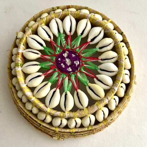 Handmade Seashell Trinket Dish / Cowrie Basket - Picture 4 of 5